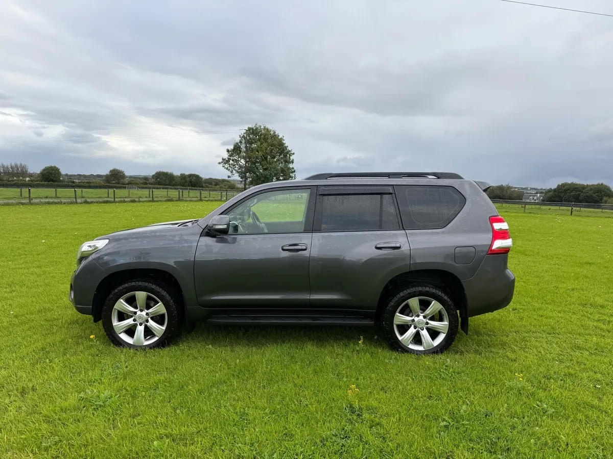Toyota Landcruiser - Image 3