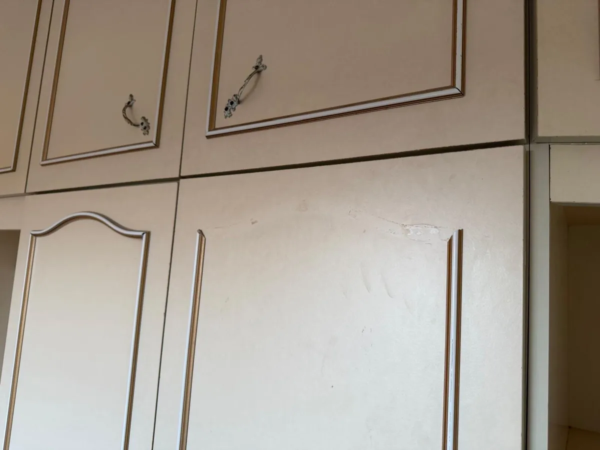 Wardrobe - Image 2