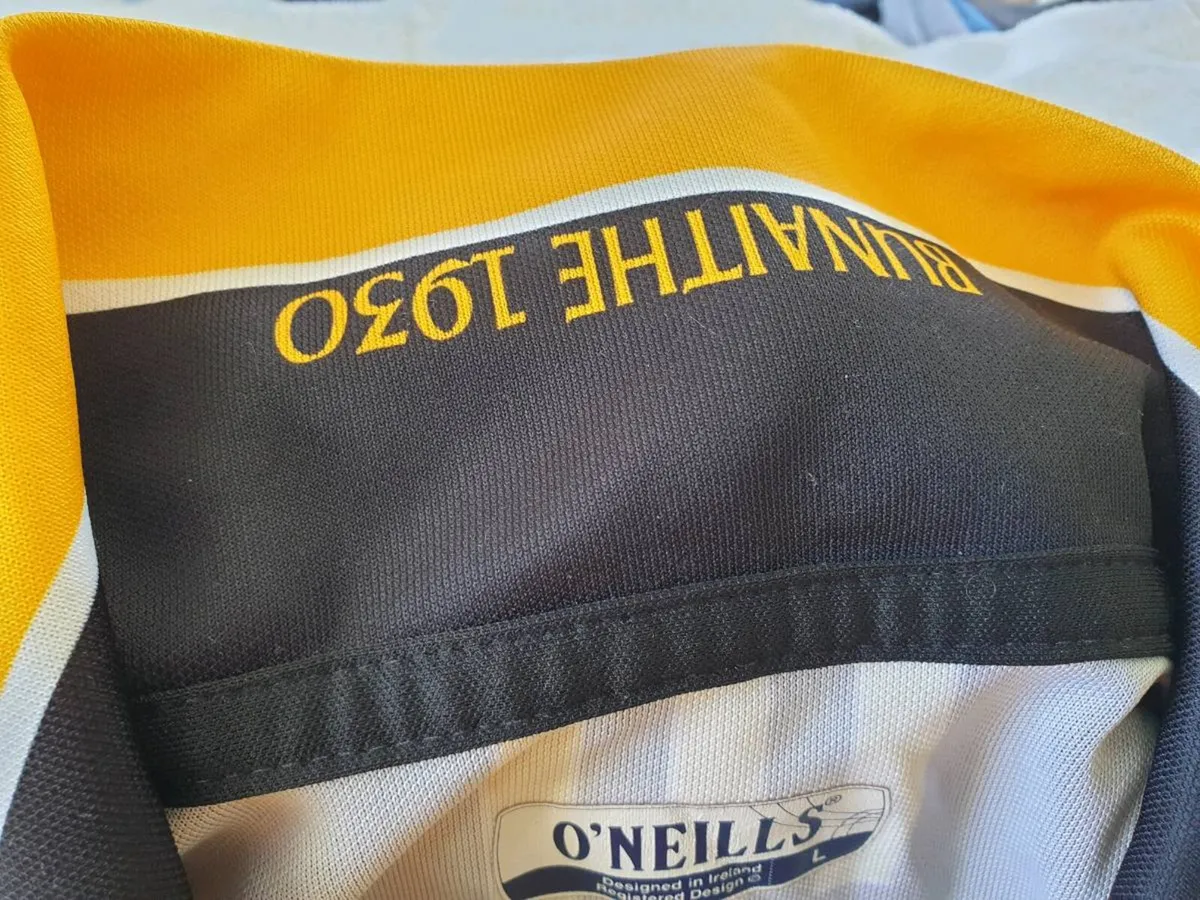 St Eunans Gaelic Football Home Jersey 2006 to 2007 - Image 3