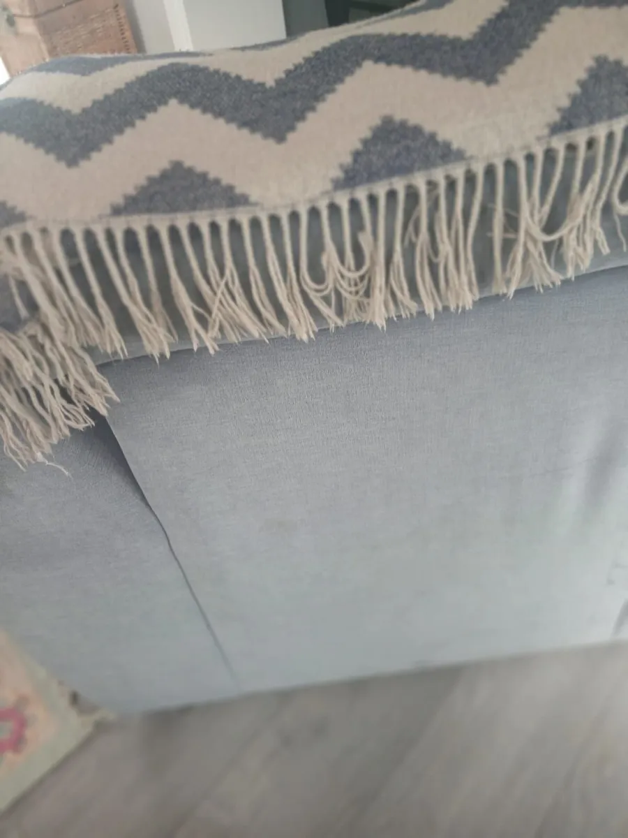 Household  Furniture - Image 3