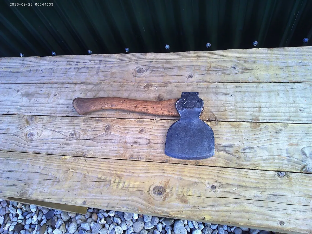 Axe - Image 1