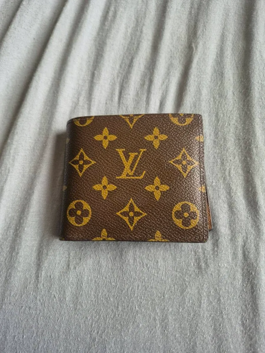 Wallet - Image 1