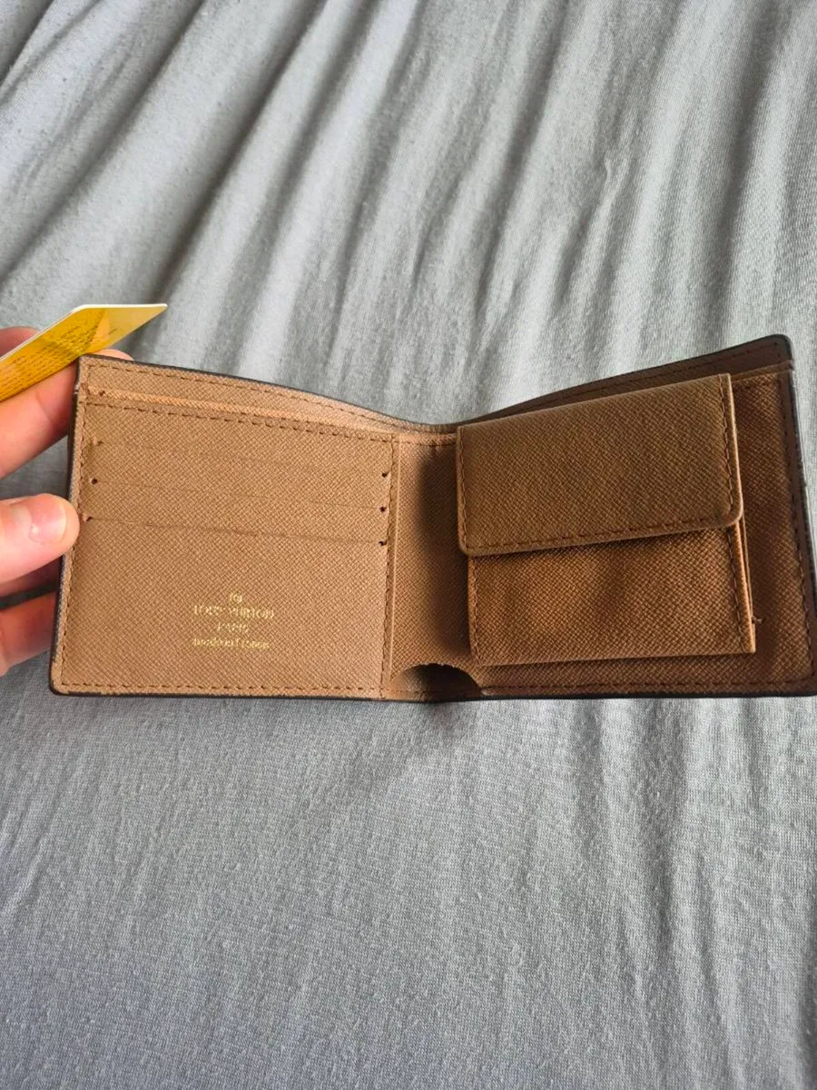 Wallet - Image 2