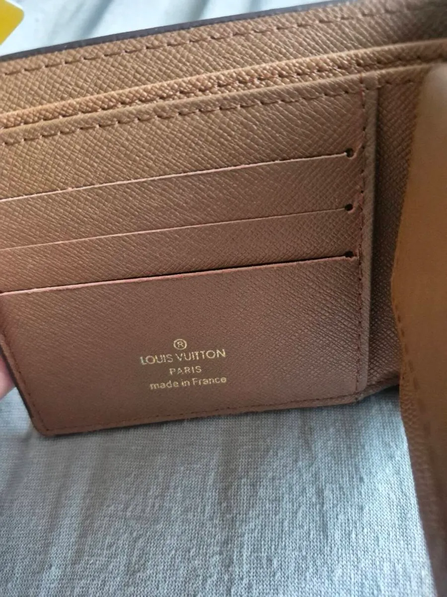 Wallet - Image 3