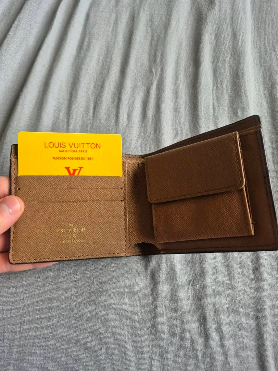 Wallet - Image 4