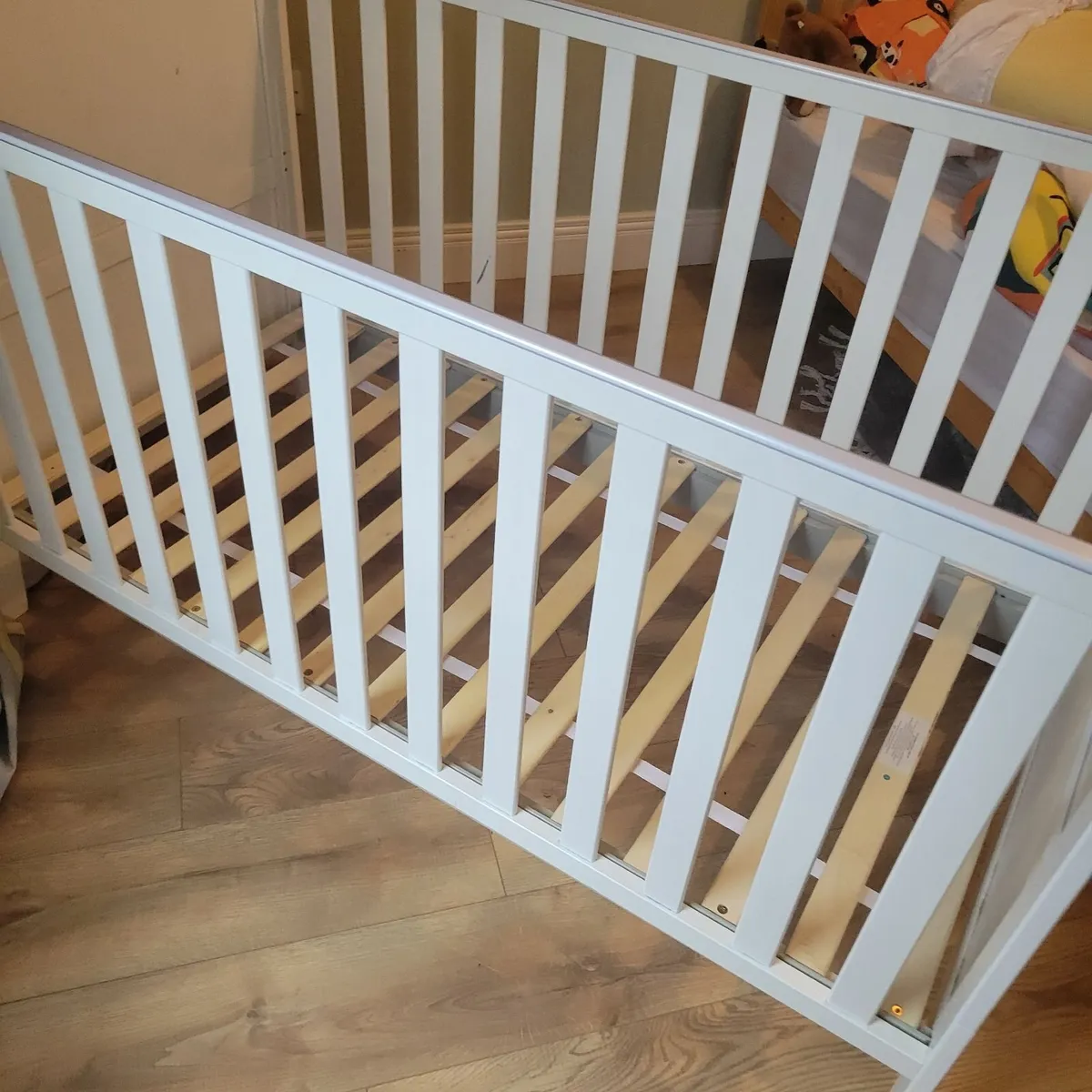 Cot bed