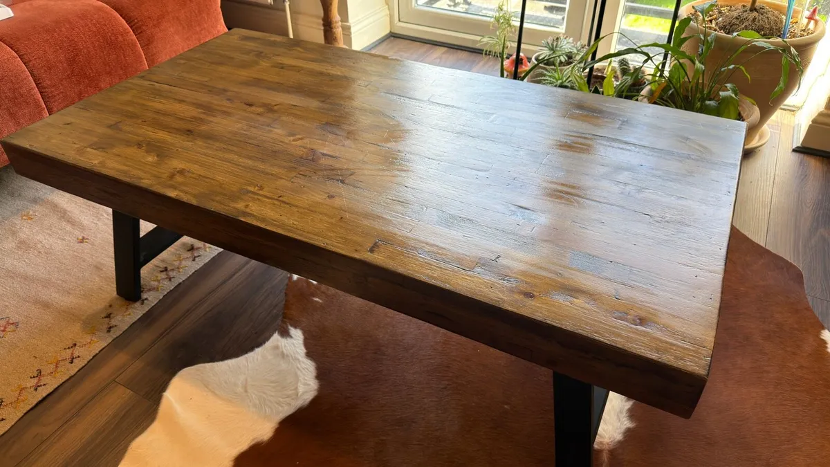 Solid wood coffee table - Image 2