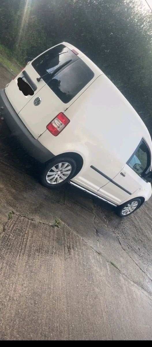 \€2350//2008 vw caddy 1.9 tdi taxed and tested - Image 2