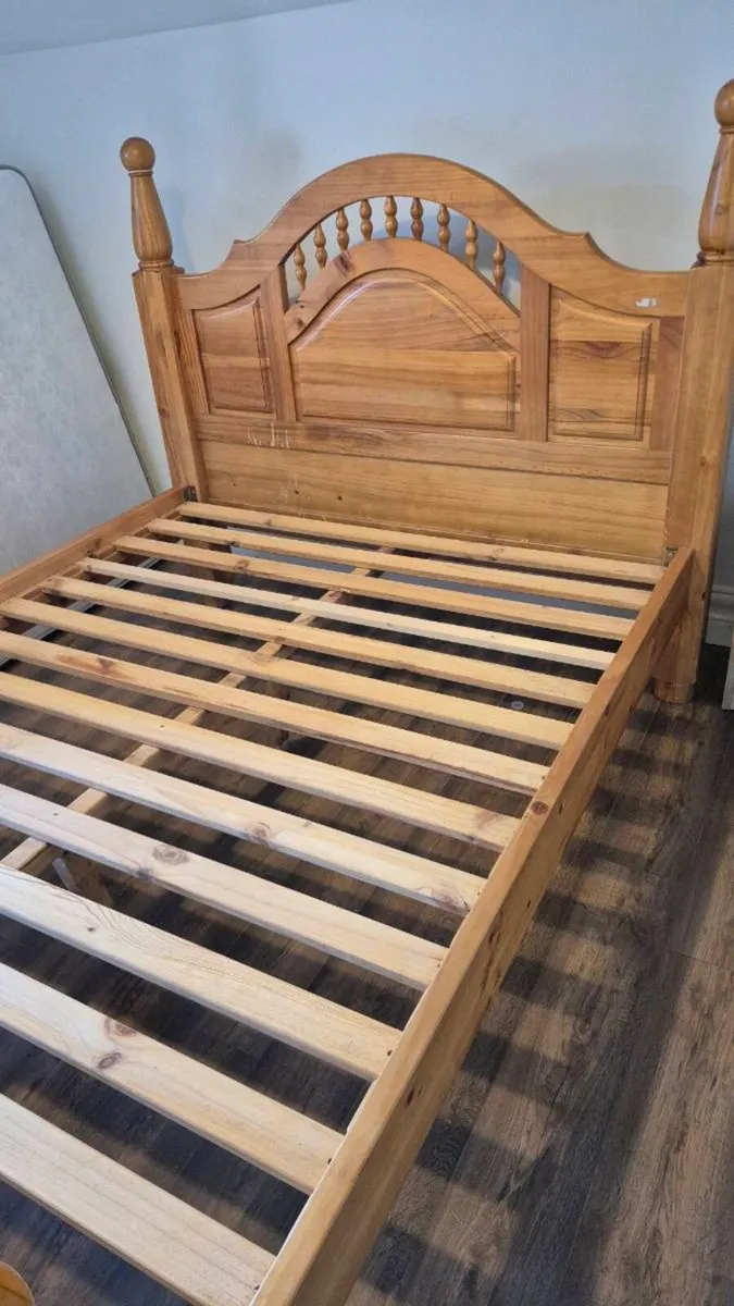 Bed frame - Image 1
