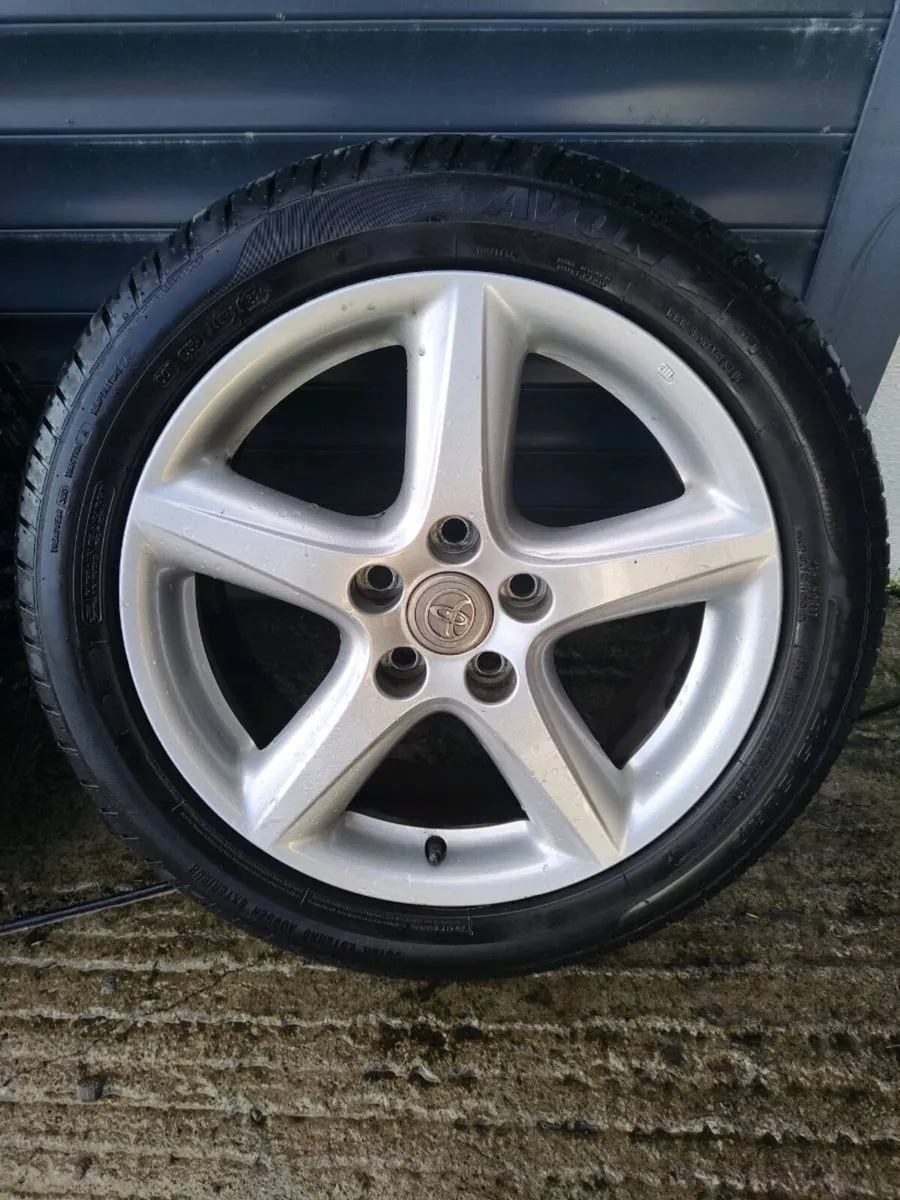 Toyota alloy wheels 17 inch - Image 2