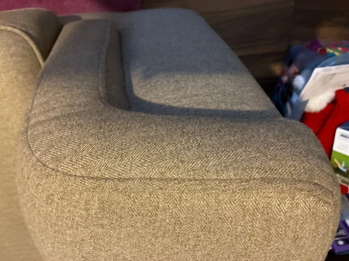 Sofa - Image 4