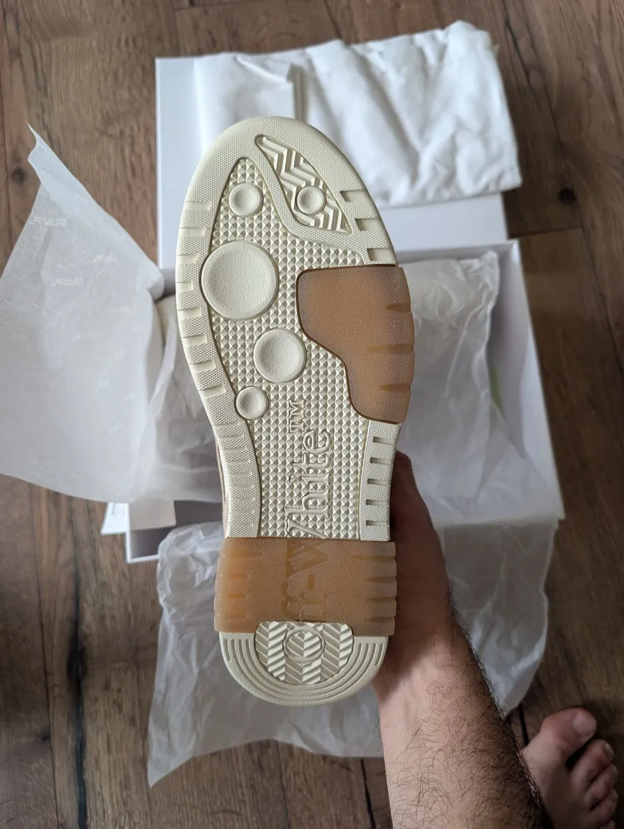 [New] Off-White Men's Sneakers Suede - Image 3