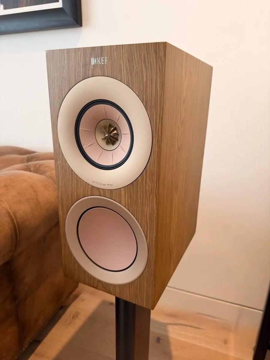 KEF R3 Speakers ( originals ) - Image 2