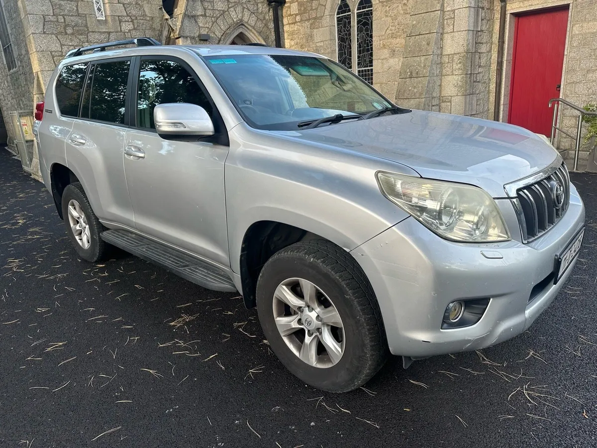Toyota Landcruiser auto - Image 2