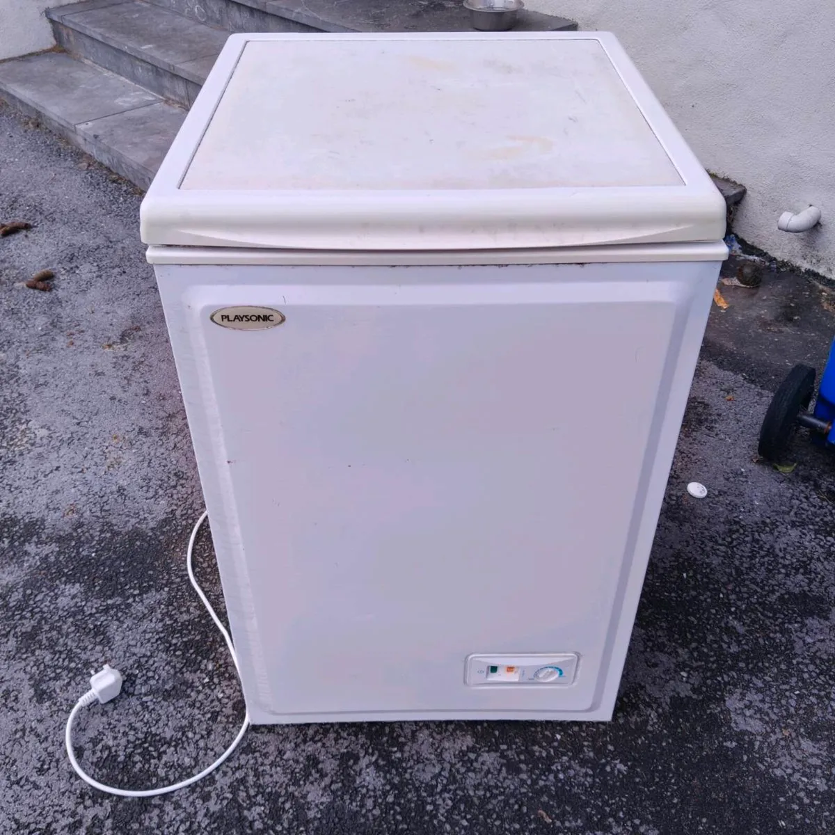 Box Freezer - Image 1