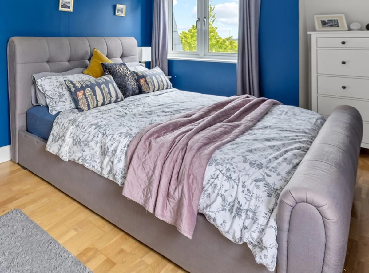 Super king fabric bedframe - Image 1