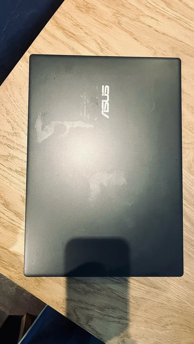Gaming Laptop - ASUS V16  16" Intel Core 5 512 GB - Image 3