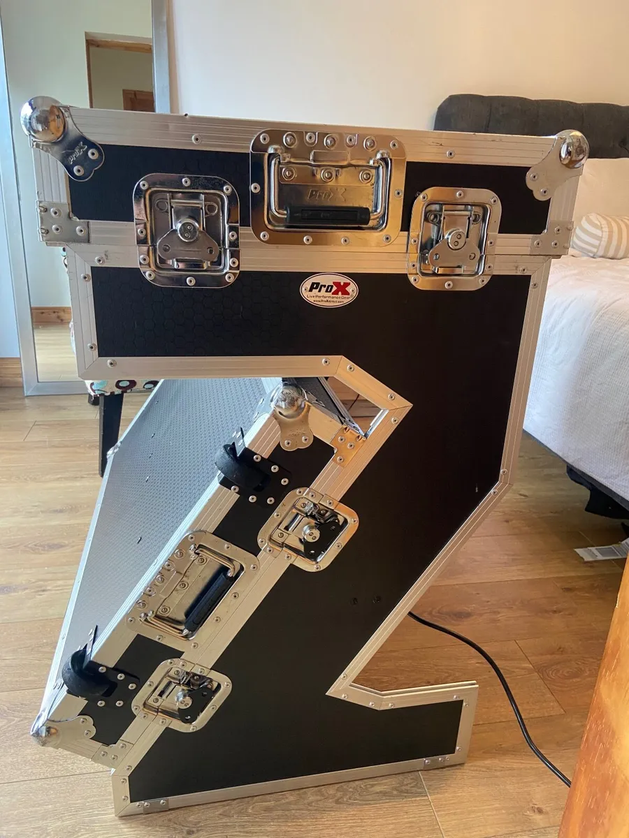 Flightcase dj workststion - Image 2