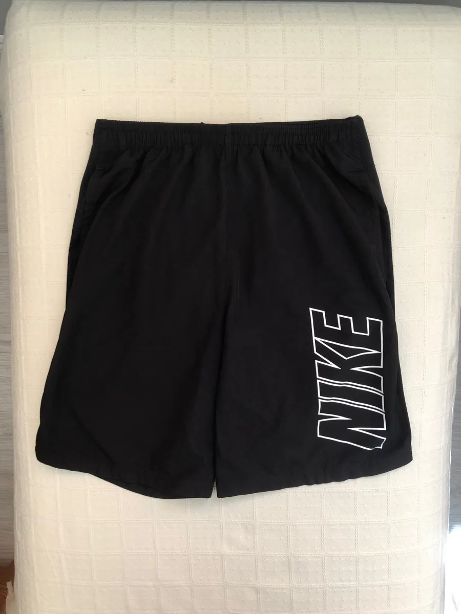 Nike Shorts Mens - Image 1