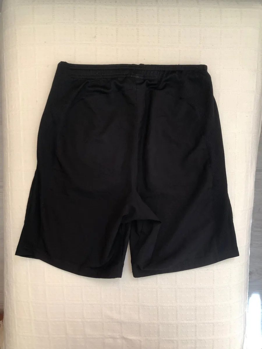 Nike Shorts Mens - Image 2