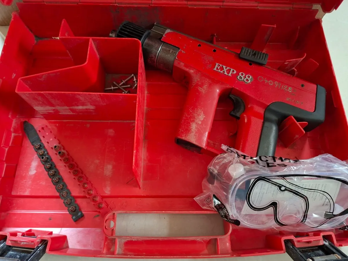 Tornado EXP88 Powder Actuated Nail Gun "Serviced" - Image 3