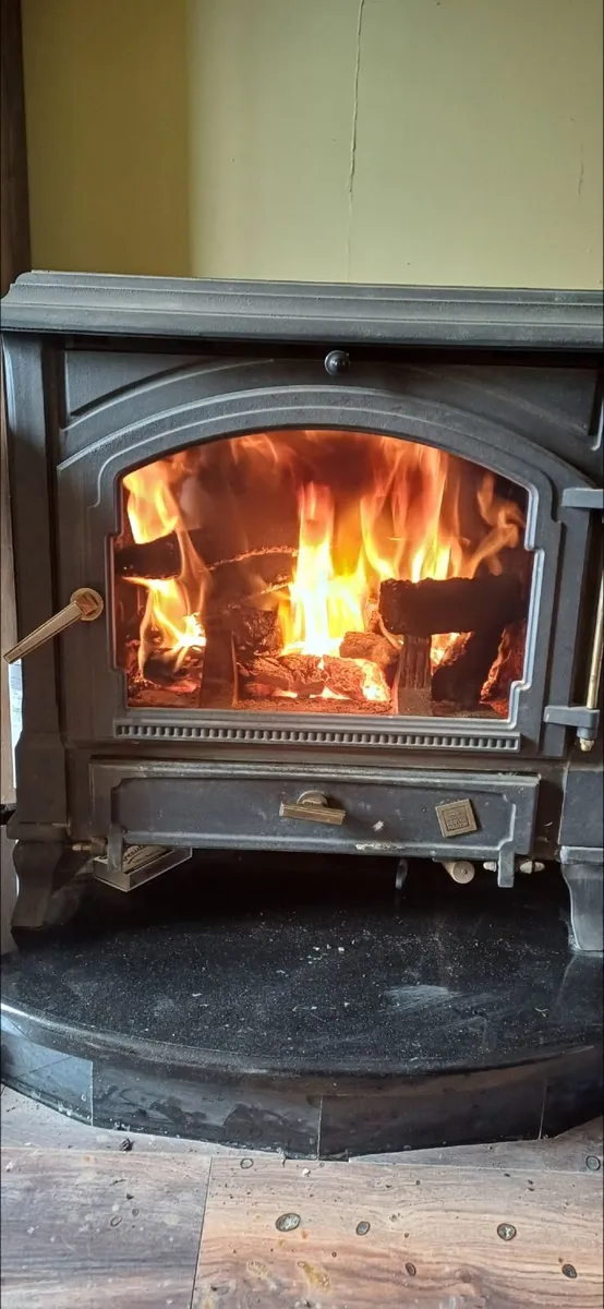 Stove - Image 1