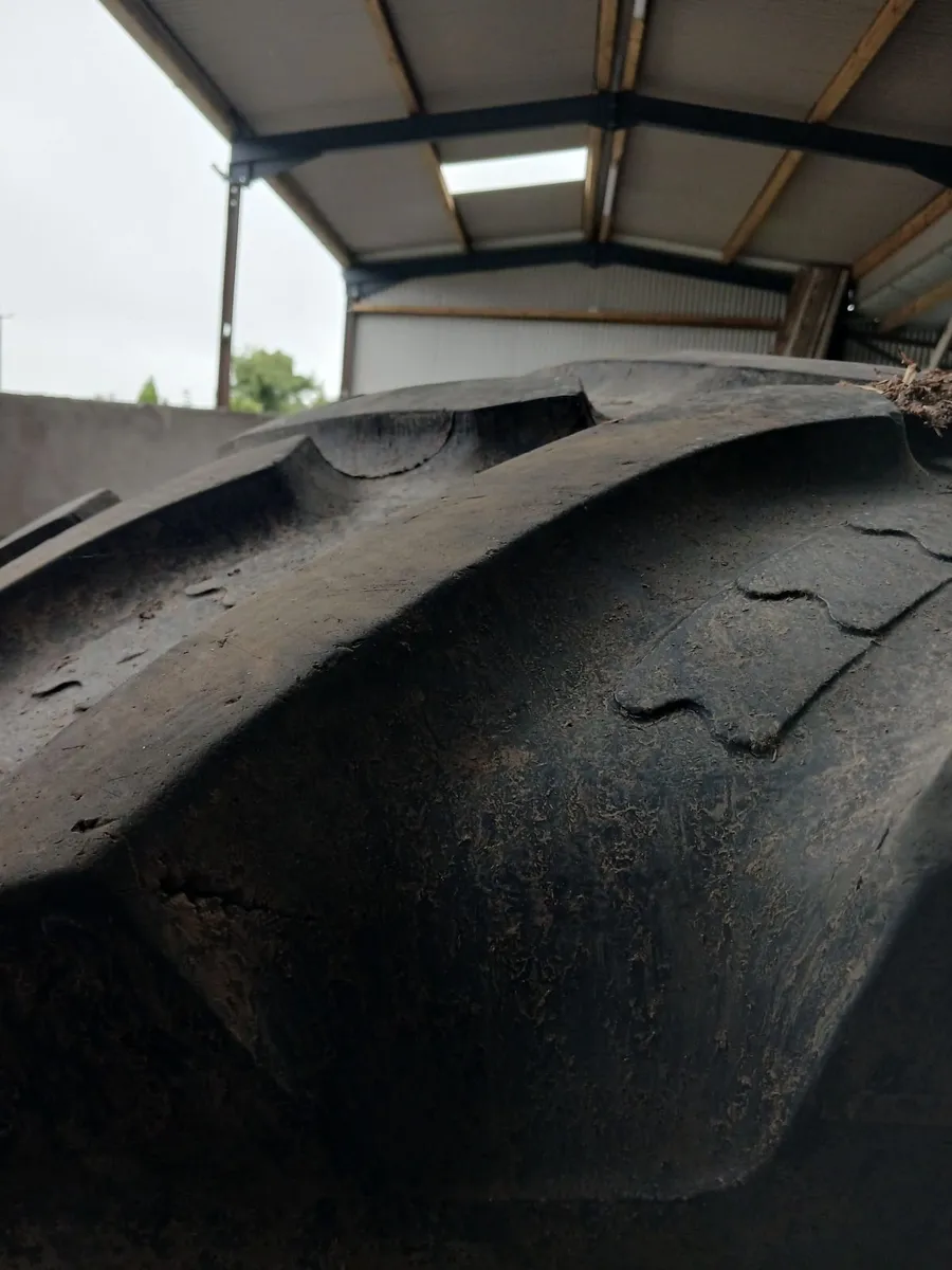 Tractor rims and tyres - Image 1
