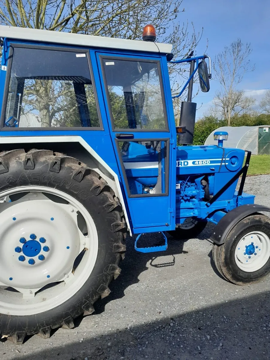 Ford 4600 - Image 2