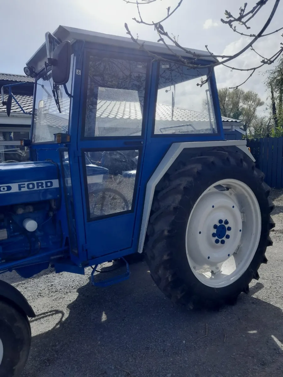 Ford 4600 - Image 3