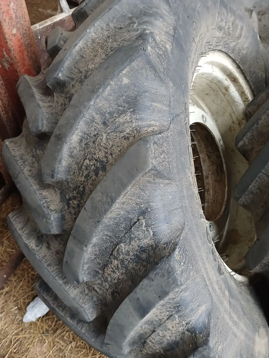 Tractor rims and tyres - Image 2