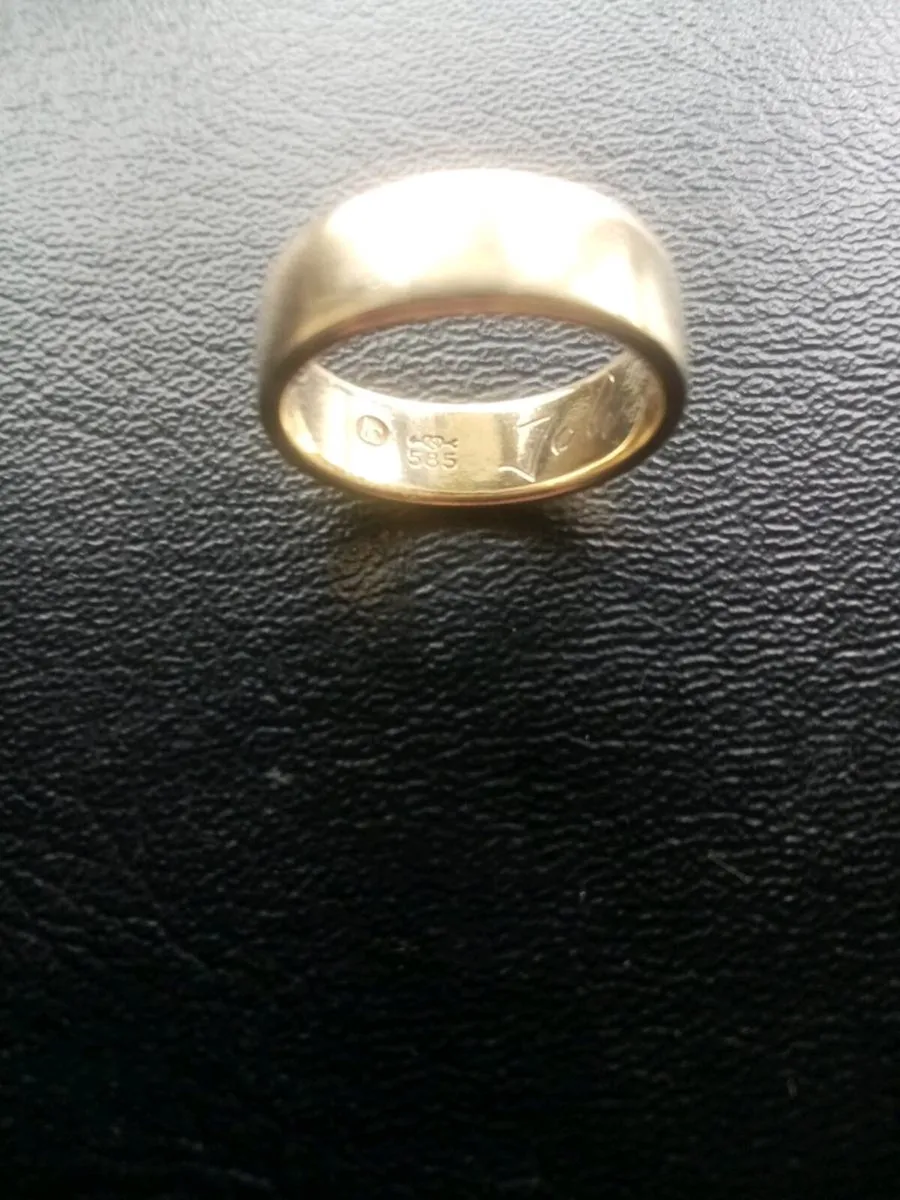 Vintage 14k Solid Gold Ring - Image 2