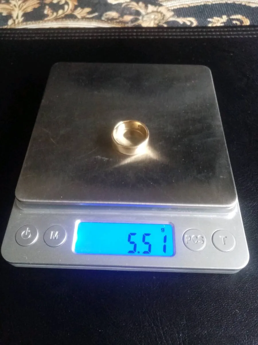 Vintage 14k Solid Gold Ring - Image 4