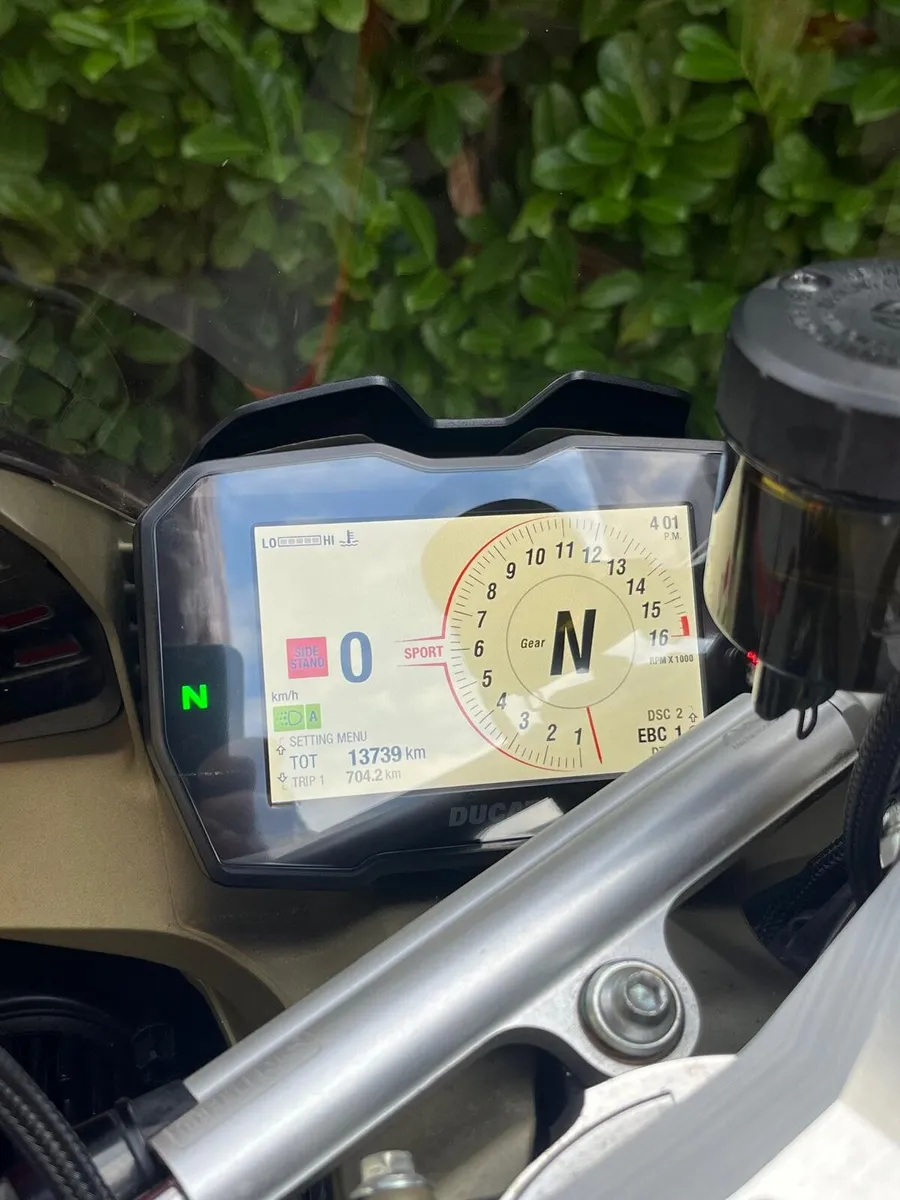 Ducati Panigale V4s - Irish Bike - 1 Owner - Image 3