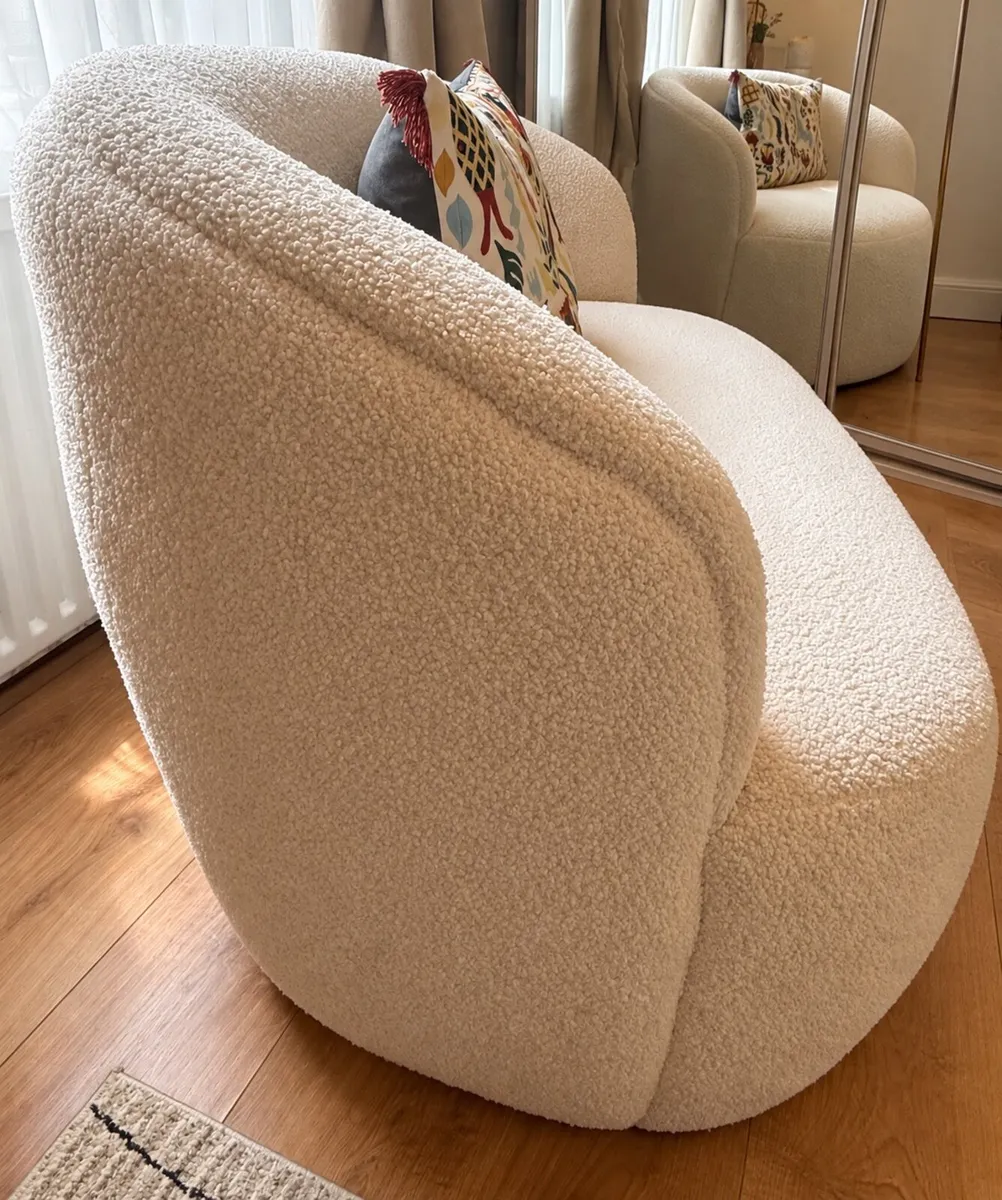 2 seater sofa - Image 2