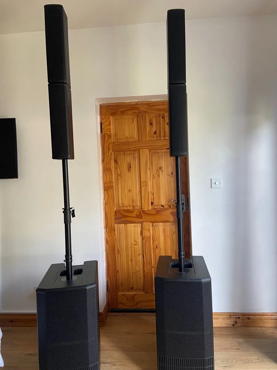 Db 1203 powered speakers - Image 1