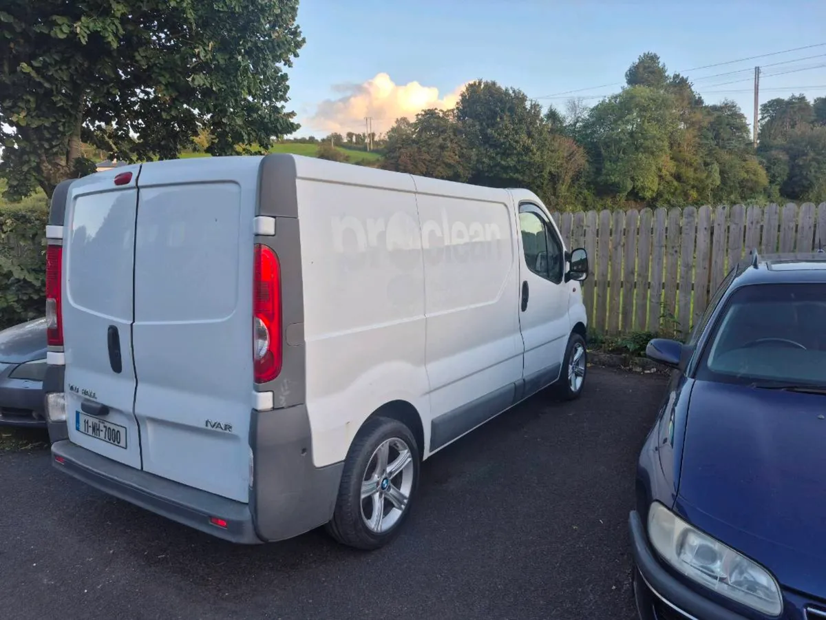 Vauxhall Vivaro 2.0 - Image 3
