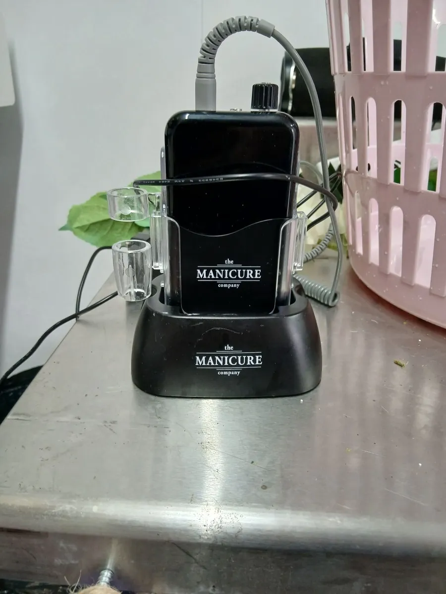Podiatrist equipment - Image 1