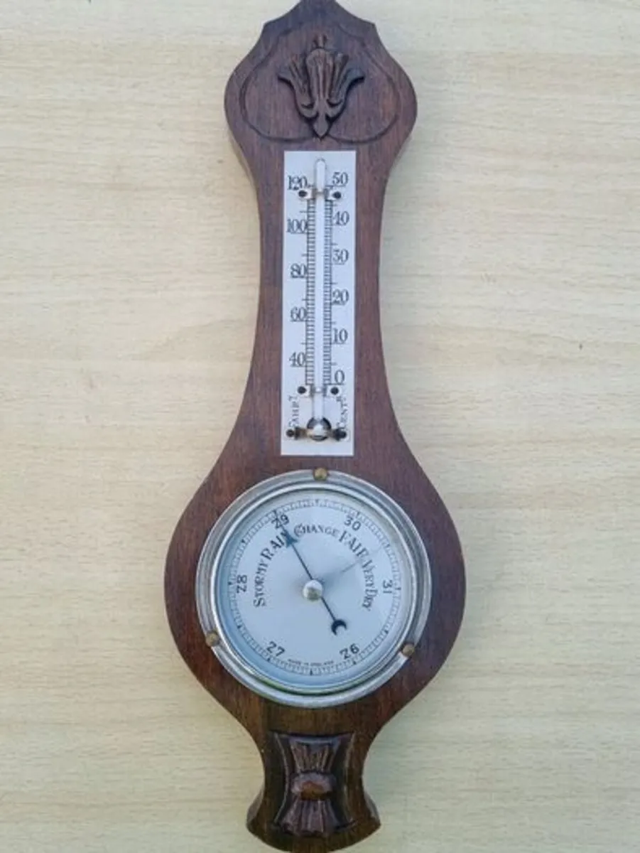 Classic wall-mounted aneroid barometer - Image 1
