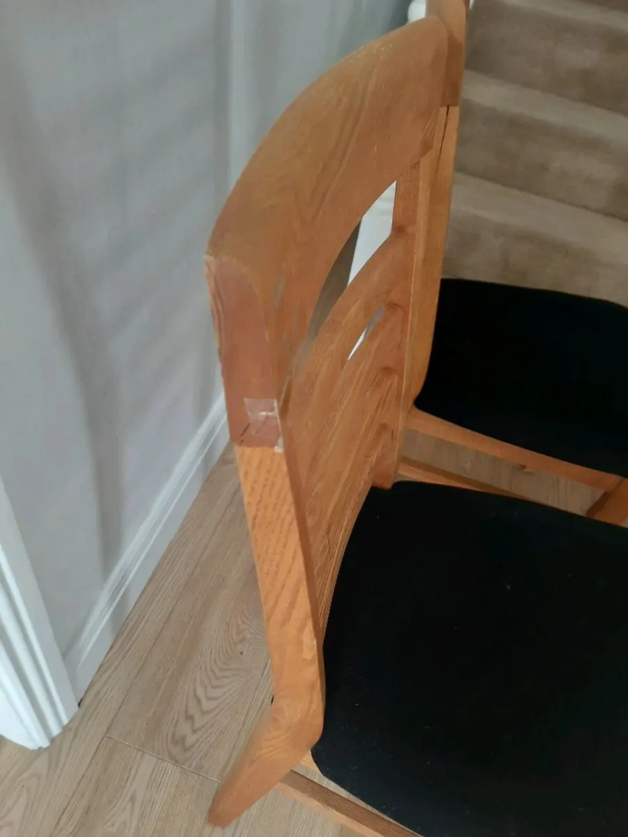 3 solid oak dining chairs - Image 3