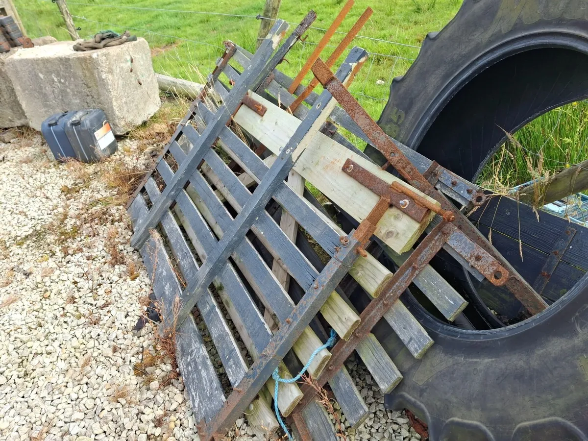 10x6 turf trailer - Image 3