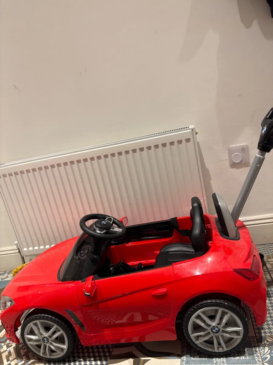Toy car - Image 2