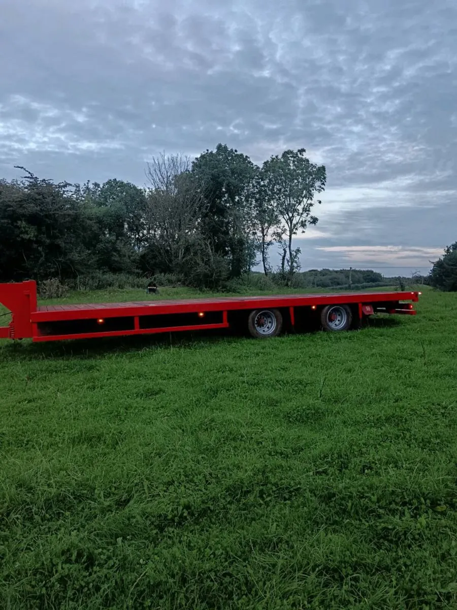 35ft bale/flat trailer - Image 2