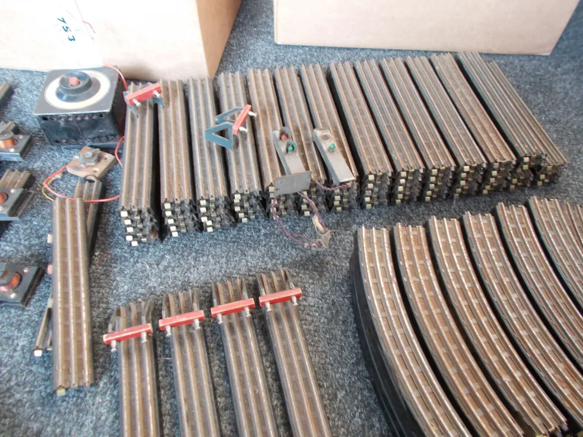 Lot of T.T.R. Model Railway Equipment - Image 4