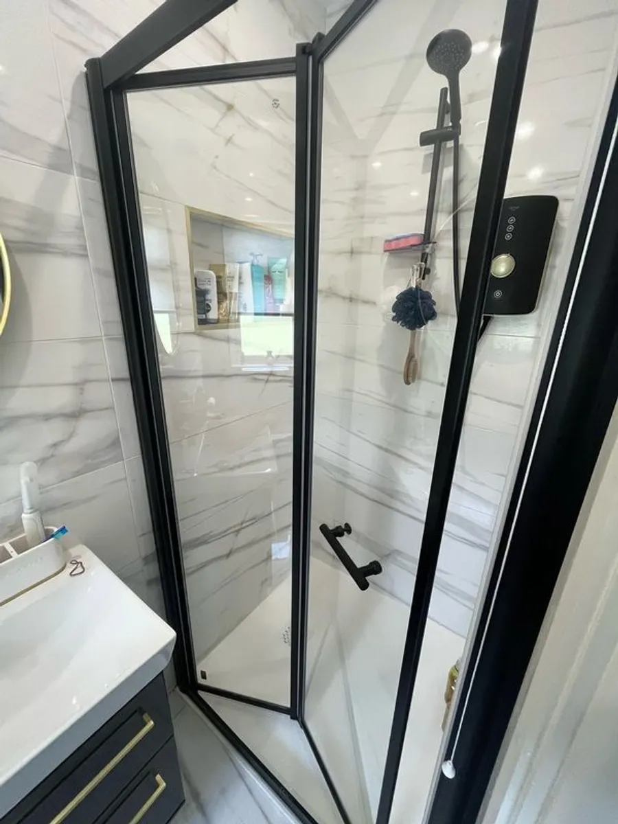 shower door - Image 3