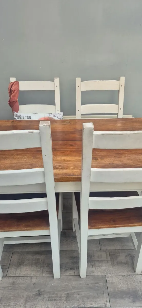 Table and chairs kitchen - Image 1