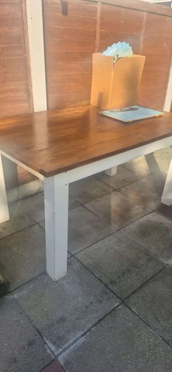 Table and chairs kitchen - Image 3