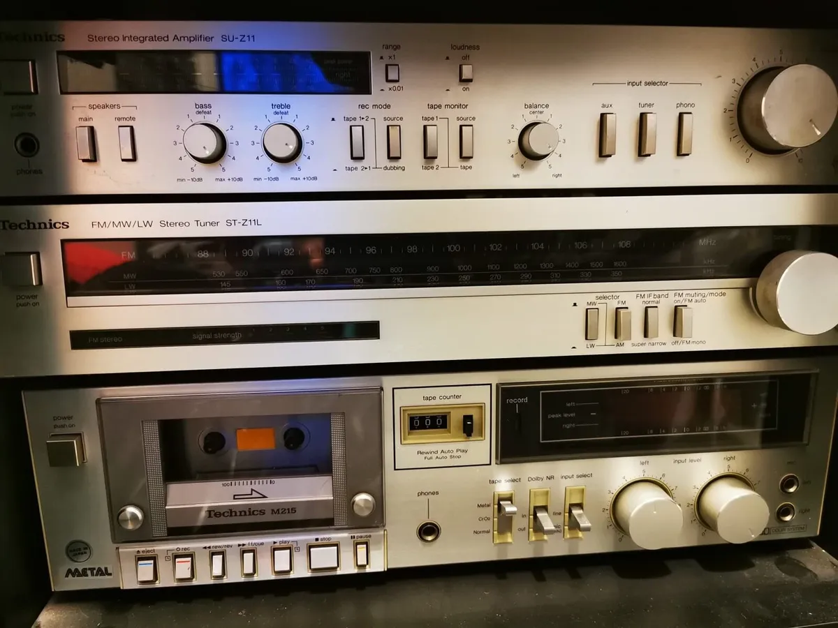 Technics Seperates in Original Technics Cabinet - Image 2
