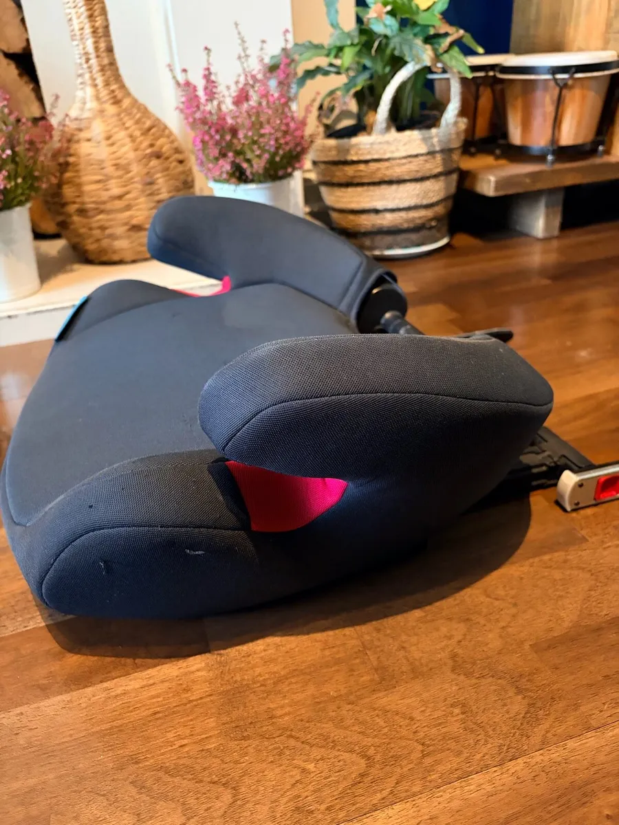 Child car seat, suitable from 3 to 12 years old , - Image 3