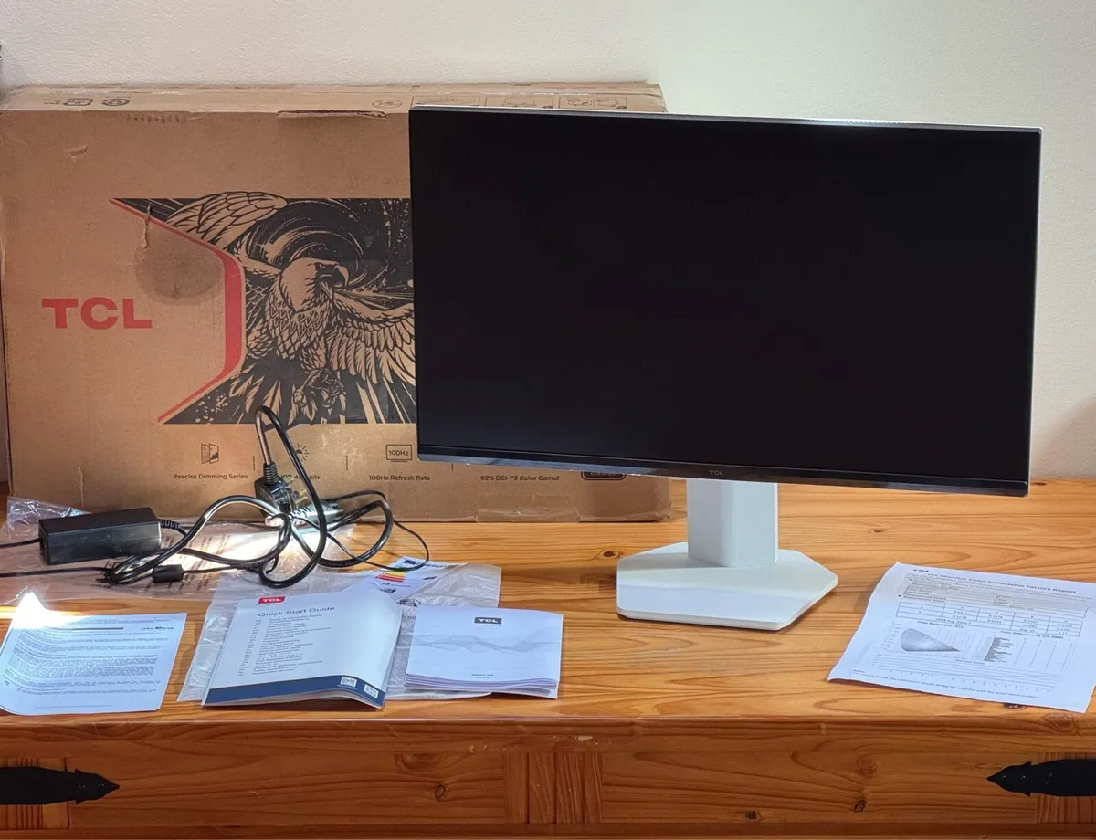 Monitor - Image 1