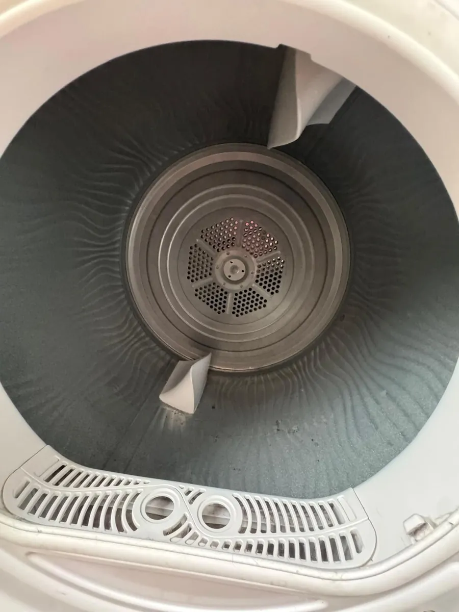 Hotpoint Tumble Dryer - Image 2